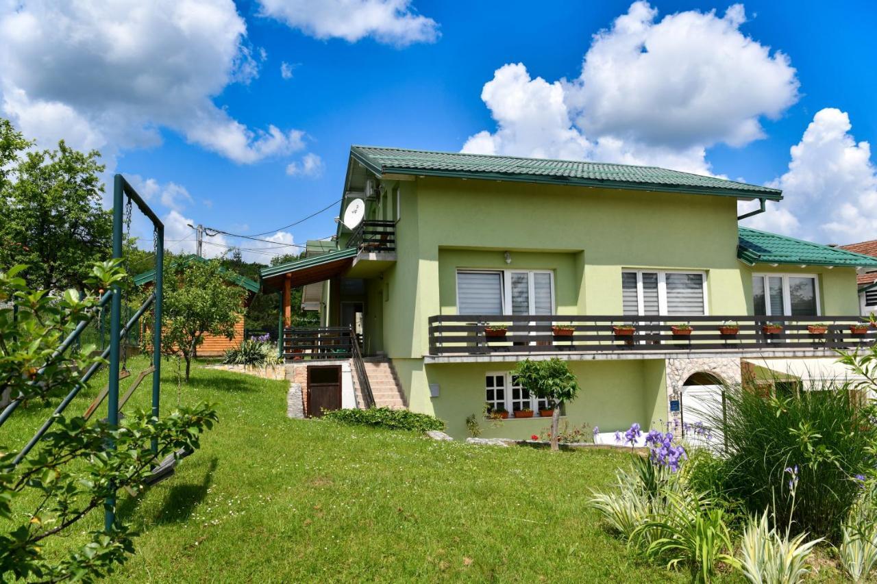 House Krizmanic Hotel Grabovac Kültér fotó